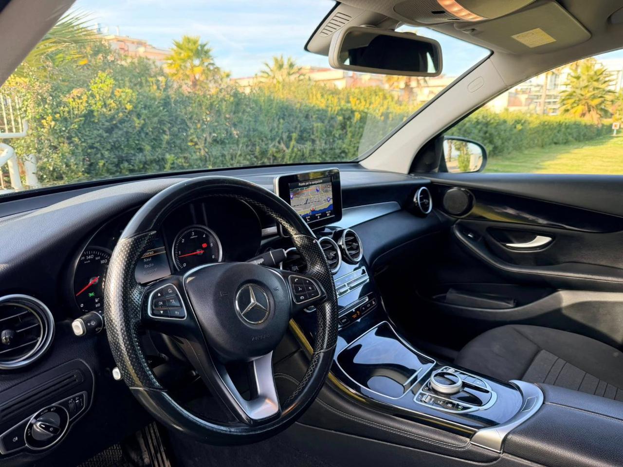 Mercedes GLC SUV GLC 220 d Business 4matic auto