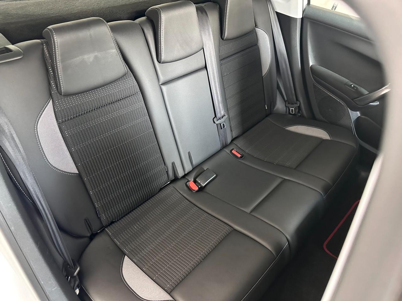 Peugeot 2008 BlueHDi 100cv Allure – PERFETTA – DA VETRINA