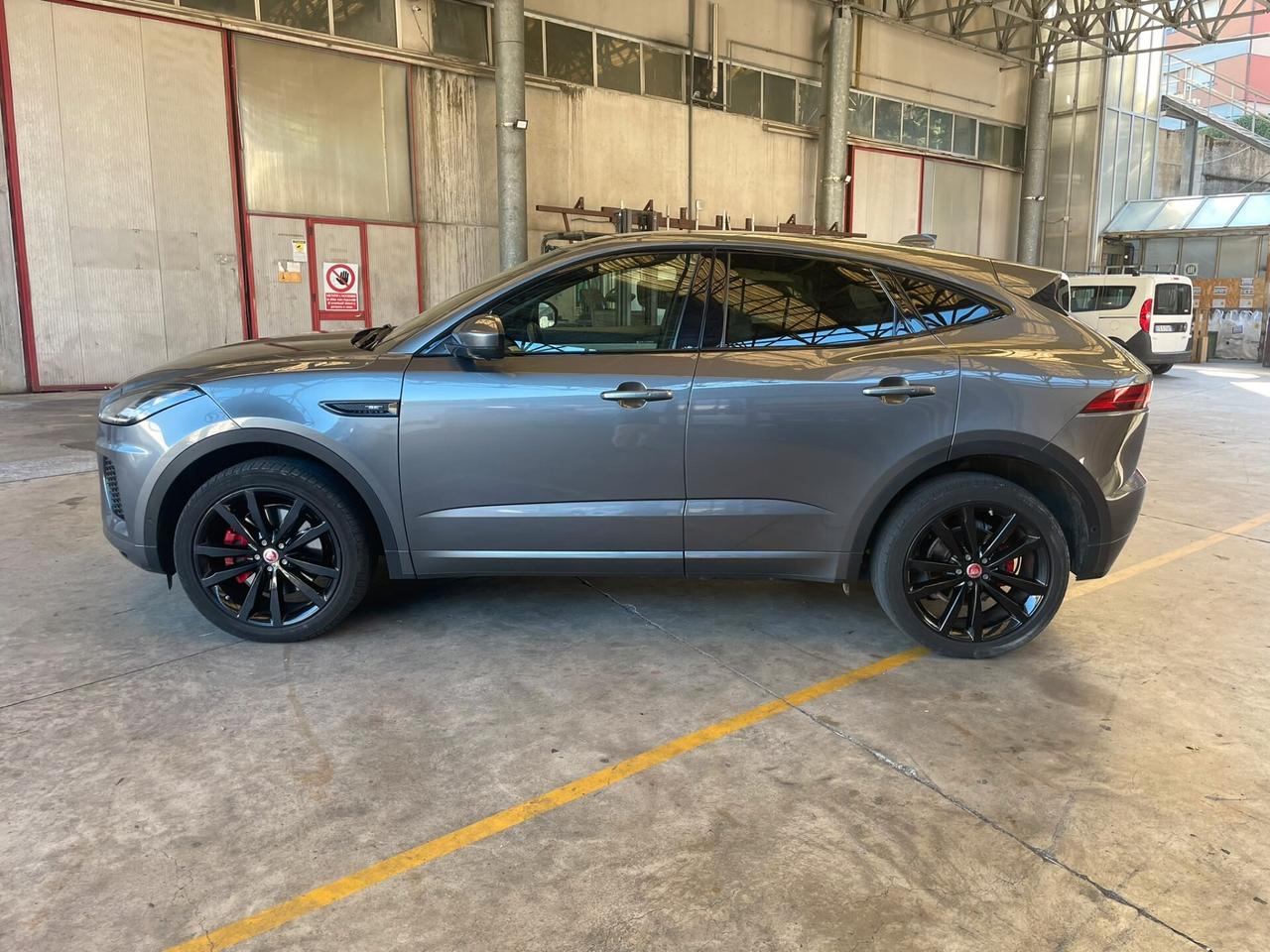 Jaguar E-Pace 2.0D 240 CV AWD aut. R-Dynamic SE