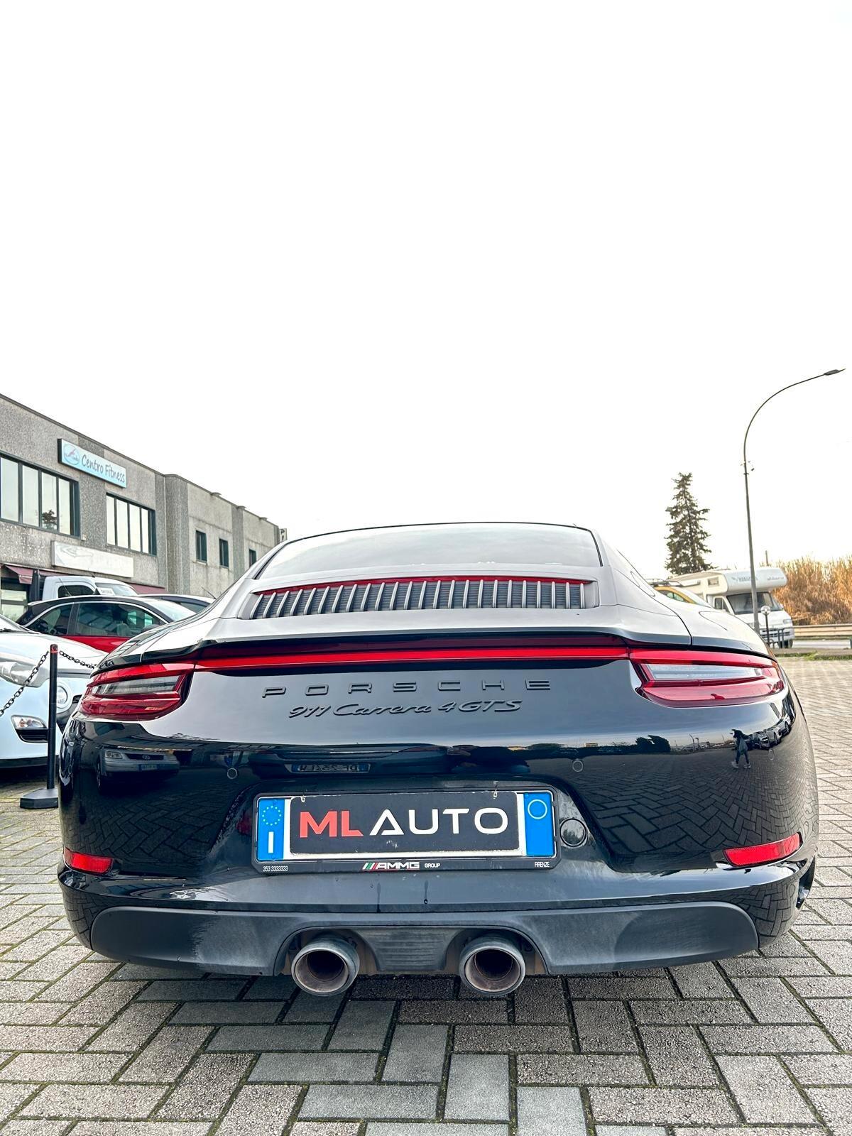 Porsche 911 3.0 Carrera 4 GTS Coupé
