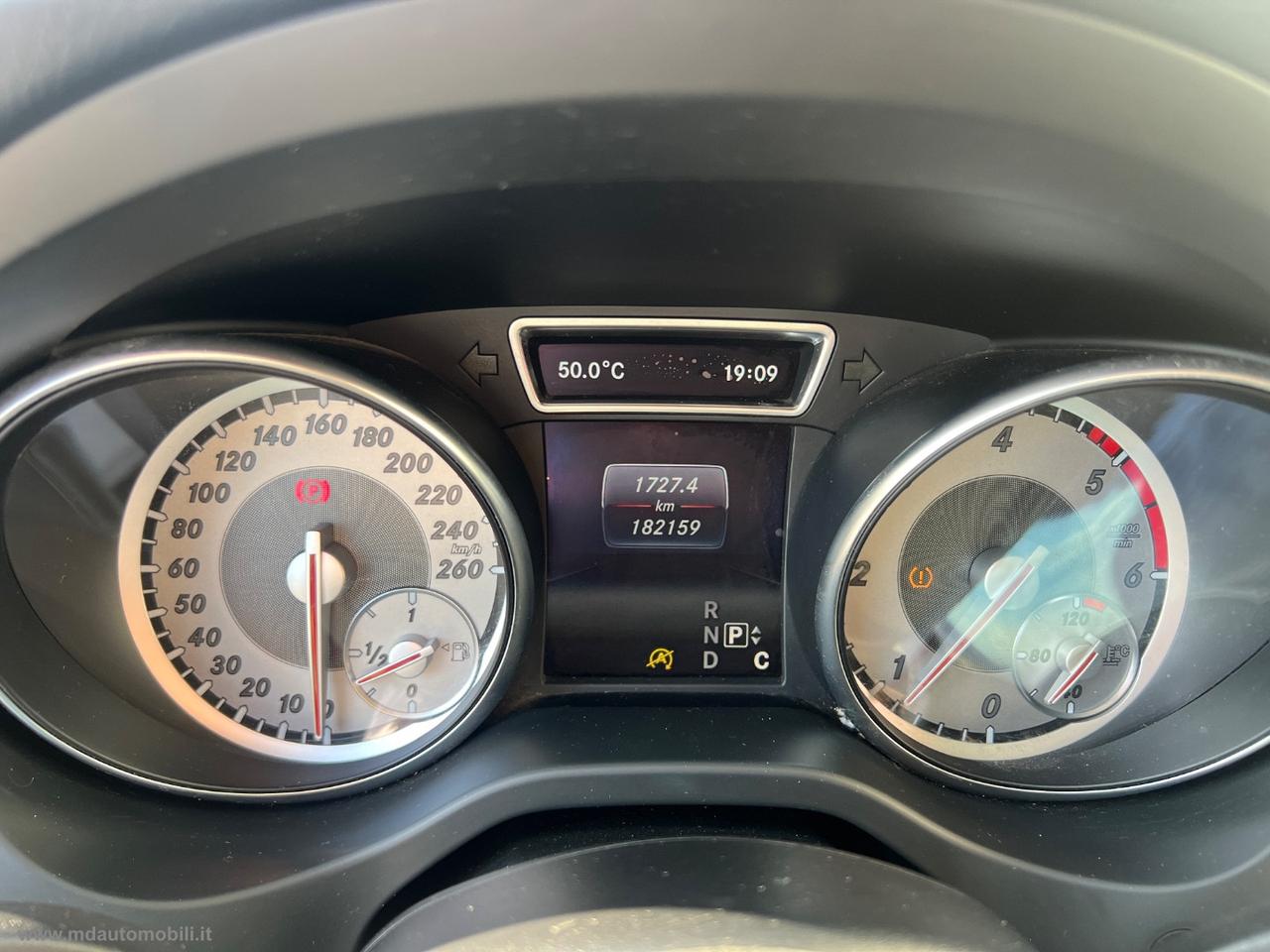 MERCEDES-BENZ GLA 200 d Automatic Enduro CAMERA NAVI