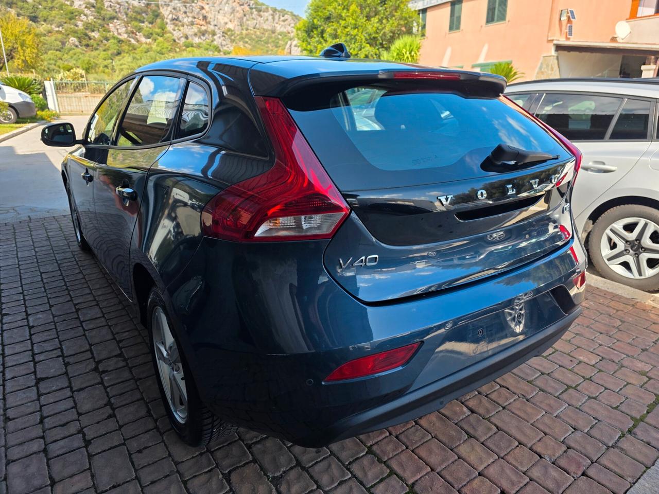 Volvo V40 D2 Momentum
