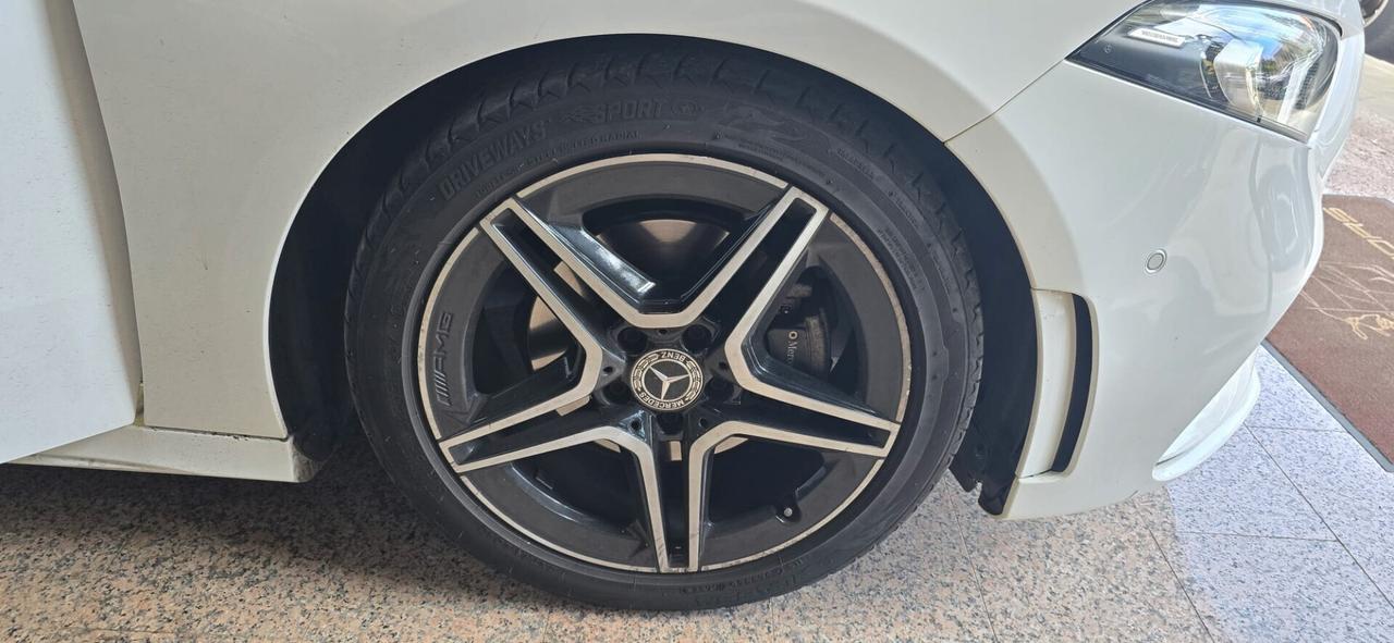 Mercedes-benz A 180 A 180 d Premium