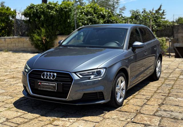 AUDI A3 SPB 1.6 TDI S-Tronic Sport (Xeno/LED/Auto/Navi)