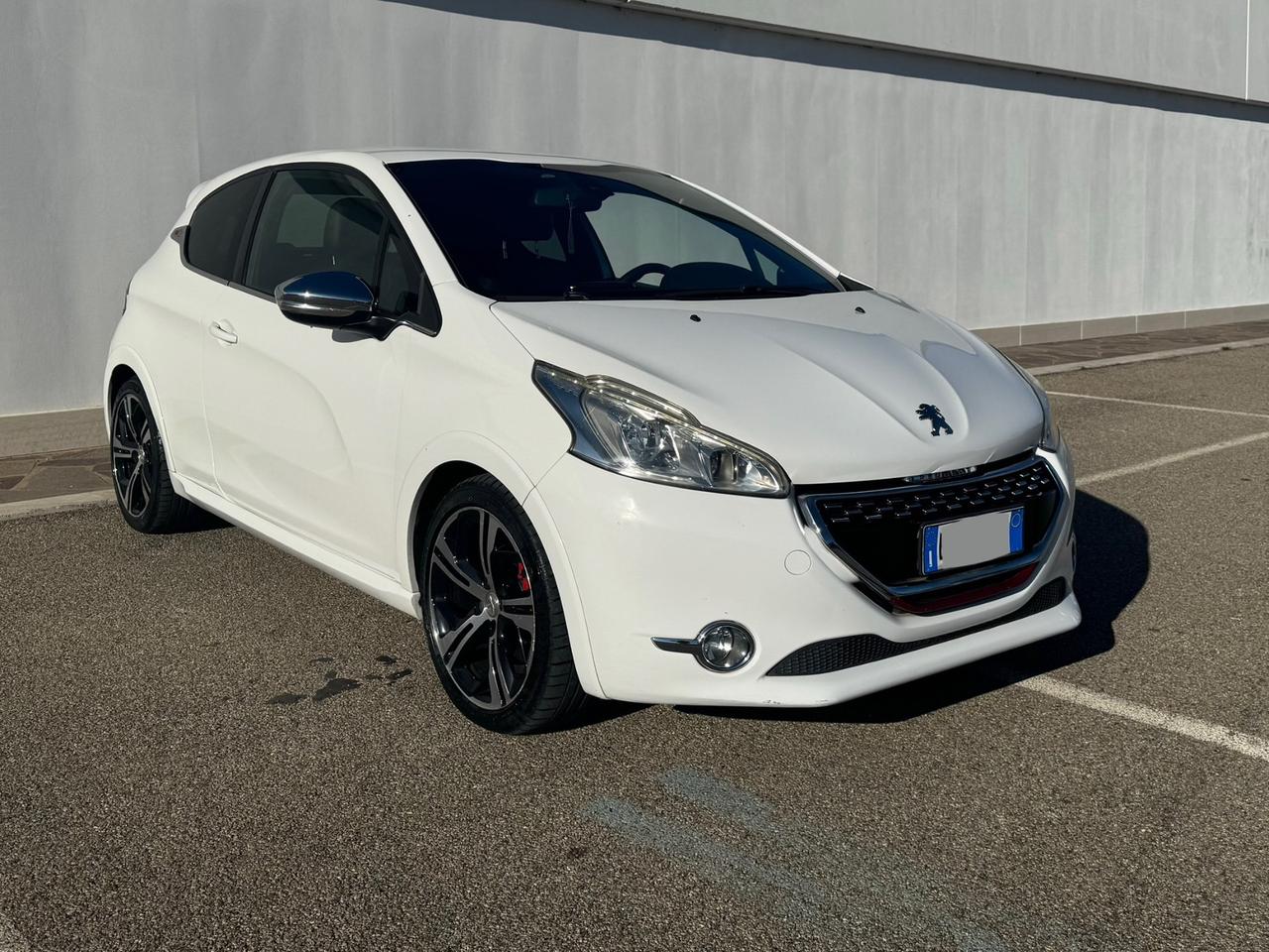 Peugeot 208 1.6 THP 200 CV 3 porte GTi