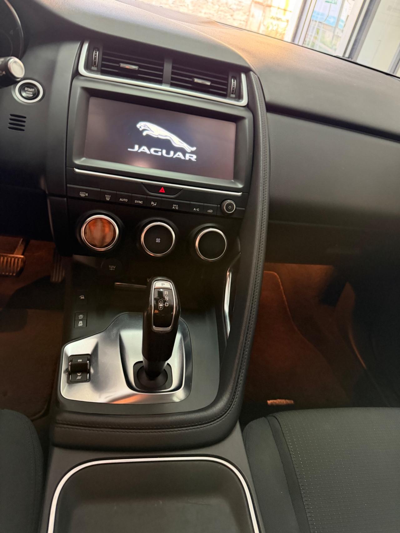 Jaguar E-Pace 2.0D 150 CV
