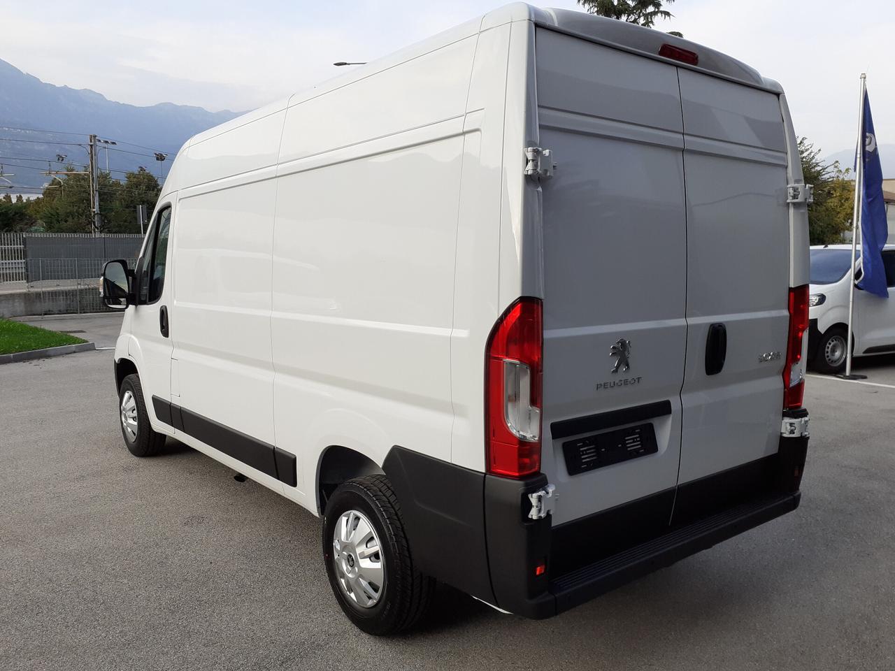 Peugeot Boxer BlueHdi 140cv L2H2 33 PRONTA CONSEGNA