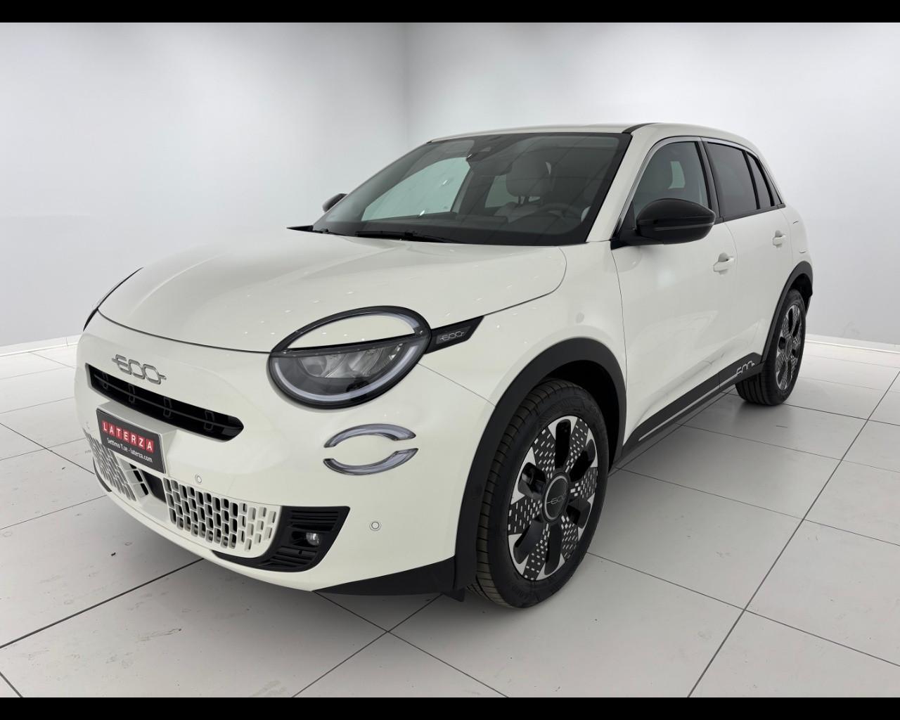 FIAT 600 1.2 hybrid La Prima 110cv auto