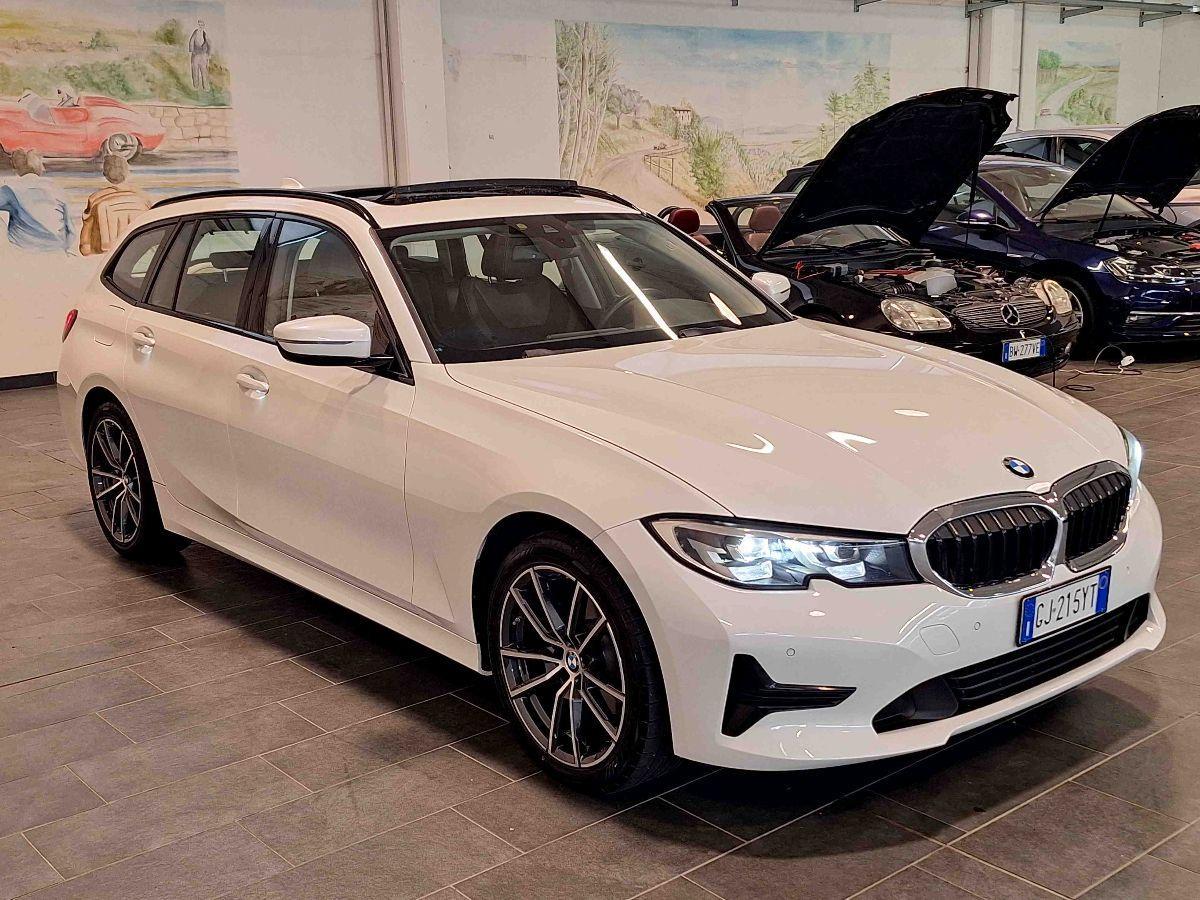 BMW 320 D TOURING HYBRID SPORT - INDIVIDUAL - X-DRIVE - BIANCO PERLA - TETTO - SEDILI SPORT - BLACK PACK - COCKPIT PRO - FULL LED - GARANZIA