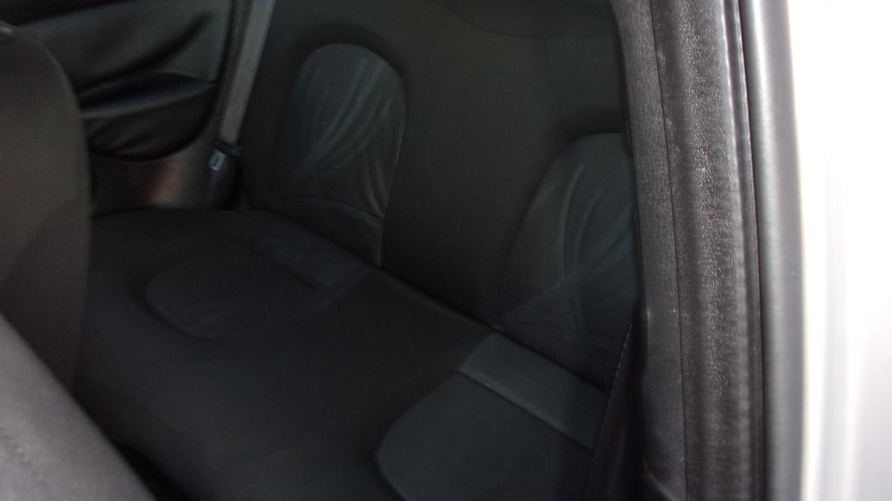 Lancia Ypsilon 1.2 69 CV Unyca