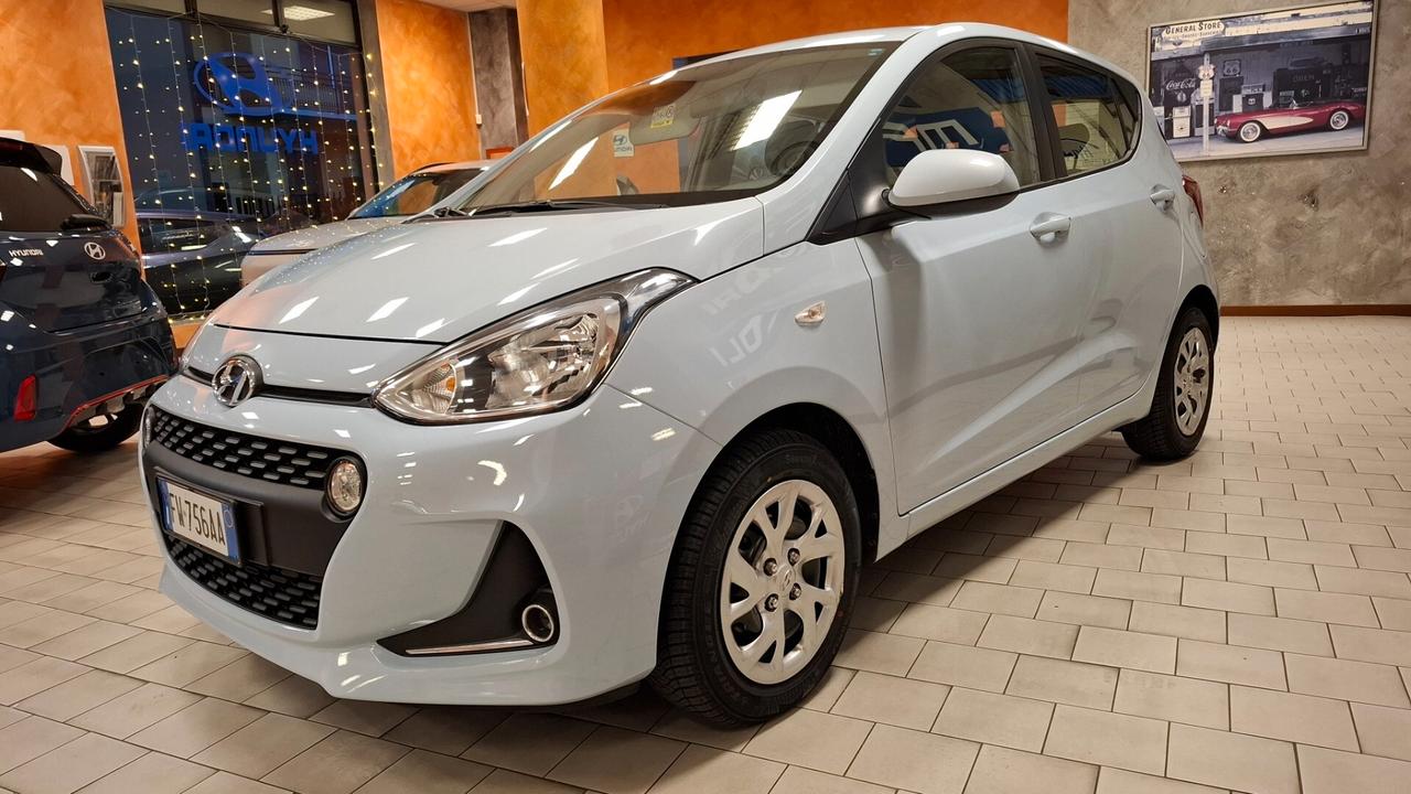 Hyundai i10 1.0 MPI Tech AUTOMATICA