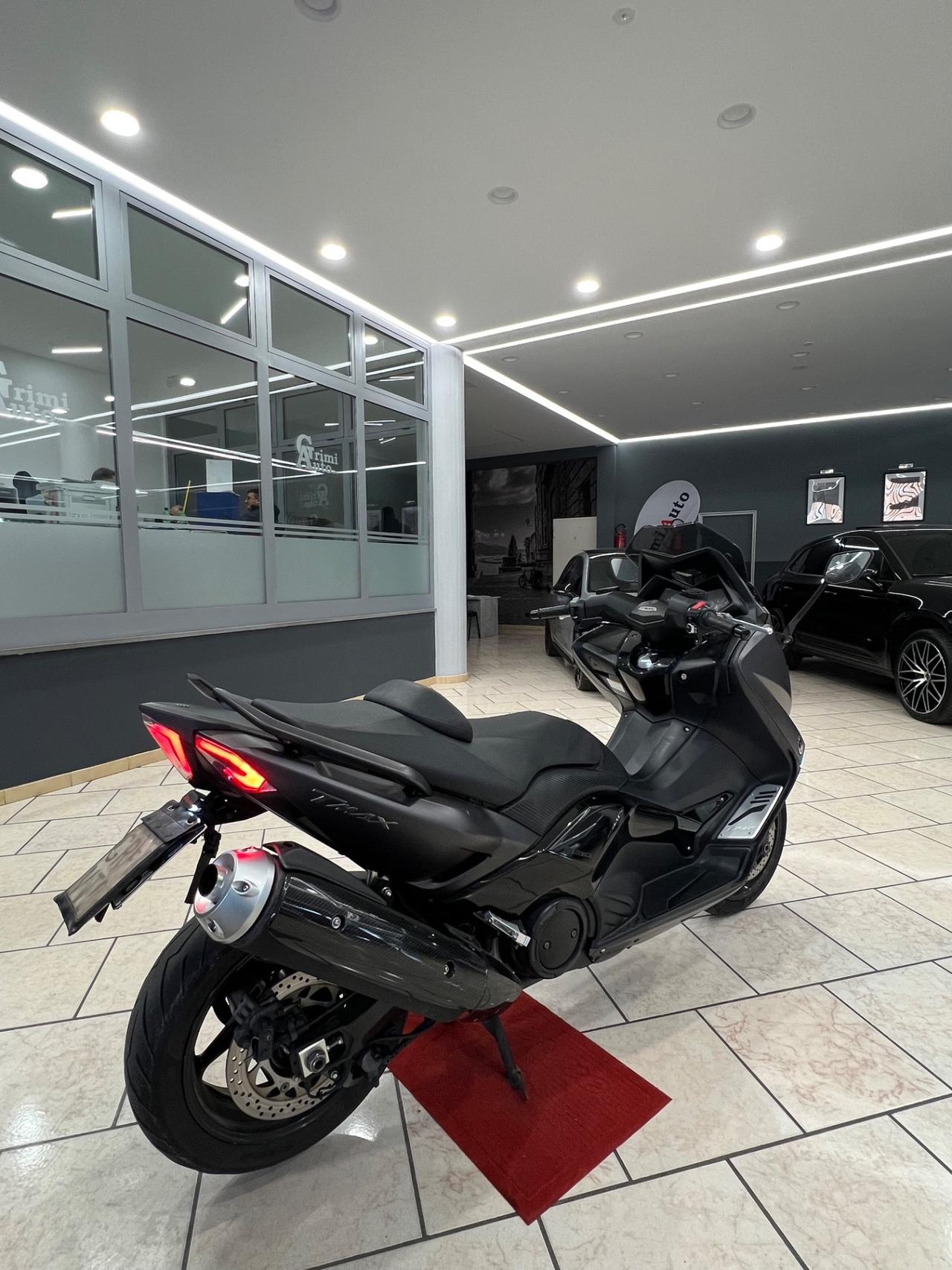Yamaha TMAX 530 Tech Max
