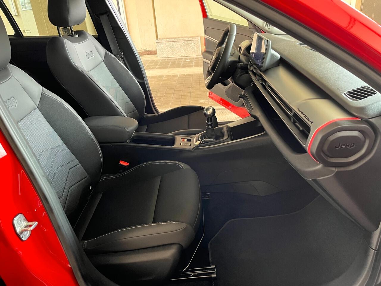 Jeep Avenger 1.2 Turbo 100 CV Summit