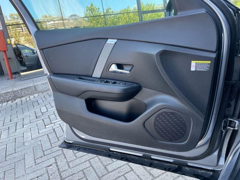 Citroën C4 III 2021 1.2 puretech Shine s&s 130cv eat8