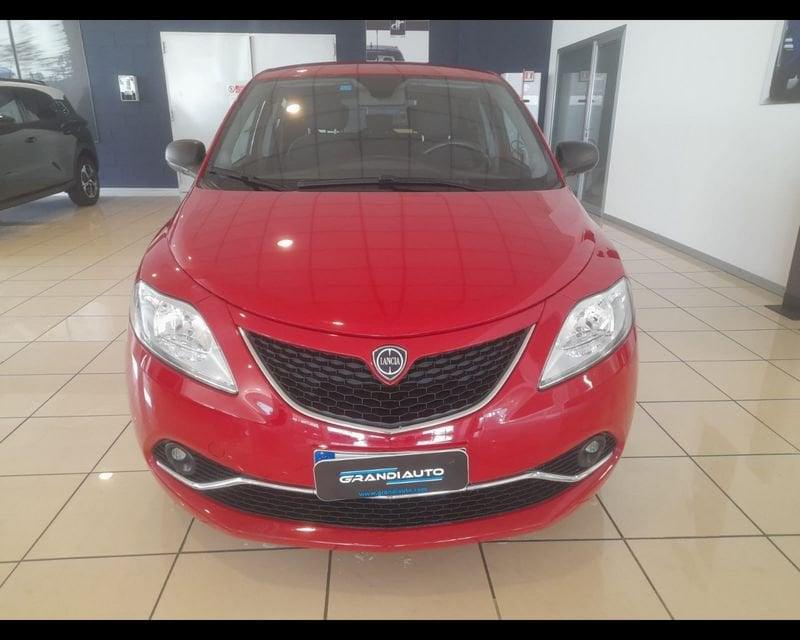 Lancia Ypsilon III 2015 1.2 Silver 69cv