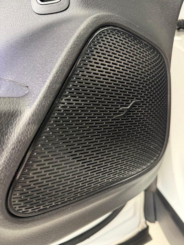 MERCEDES-BENZ GLB 200 d Premium AMG Line 7 POSTI