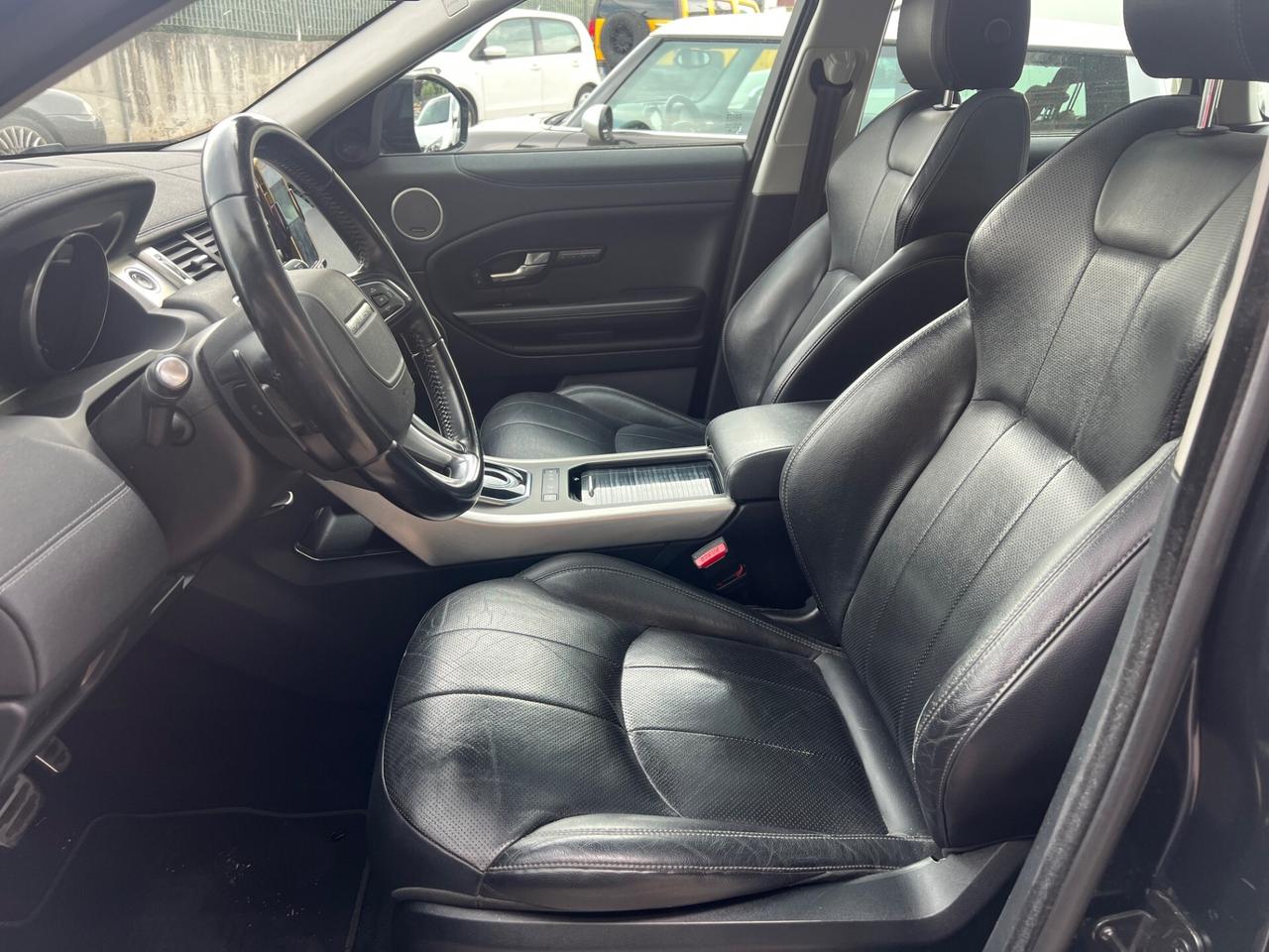 Range Rover Evoque 2.0 TD4 180 CV 5p. SE Dynamic