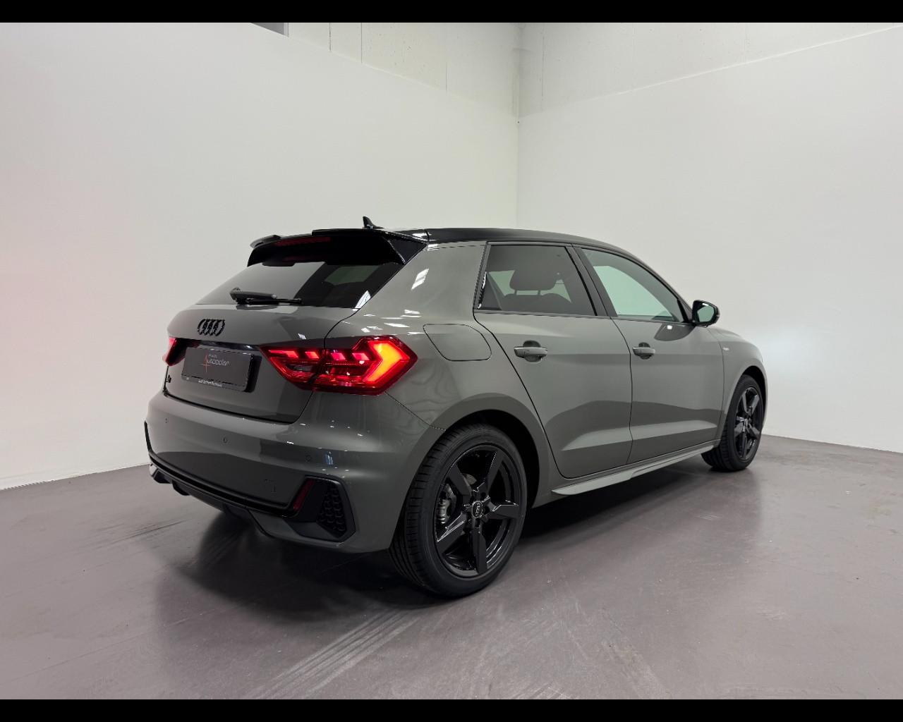 AUDI A1 SPORTBACK 30 TFSI S-TRONIC S LINE EDITION