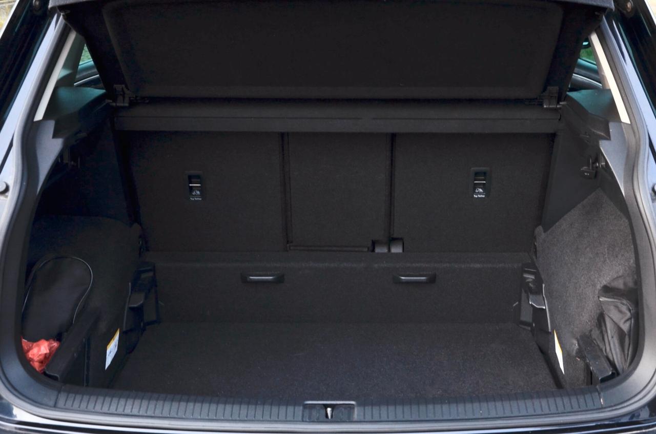 VOLKSWAGEN TIGUAN 2.0 TDI EXECUTIVE 150cv DSG, UNICOPROPRIETARIO, SERVICE VW, NAVI, RETROCAMERA, APPLE ANDROID, 18", PERMUTE