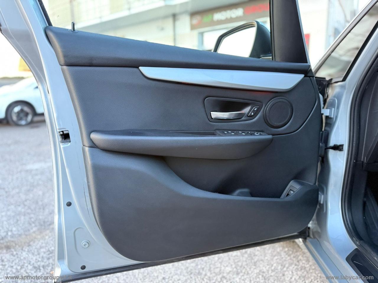 BMW 216i Active Tourer Luxury NEOPATENTATI