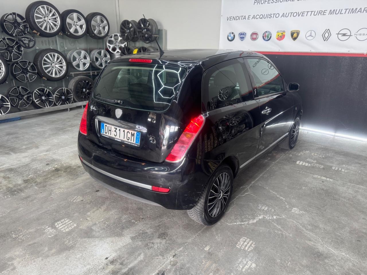 Lancia Ypsilon 1.2 Benzina ADATTA NEOPATENTATI