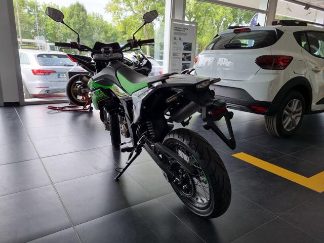 KL KXE 125 Motard