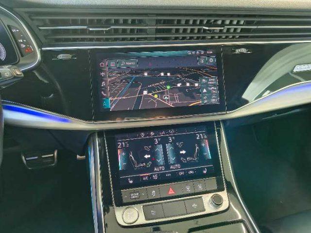 AUDI Q8 45 TDI quattro tiptronic Sport