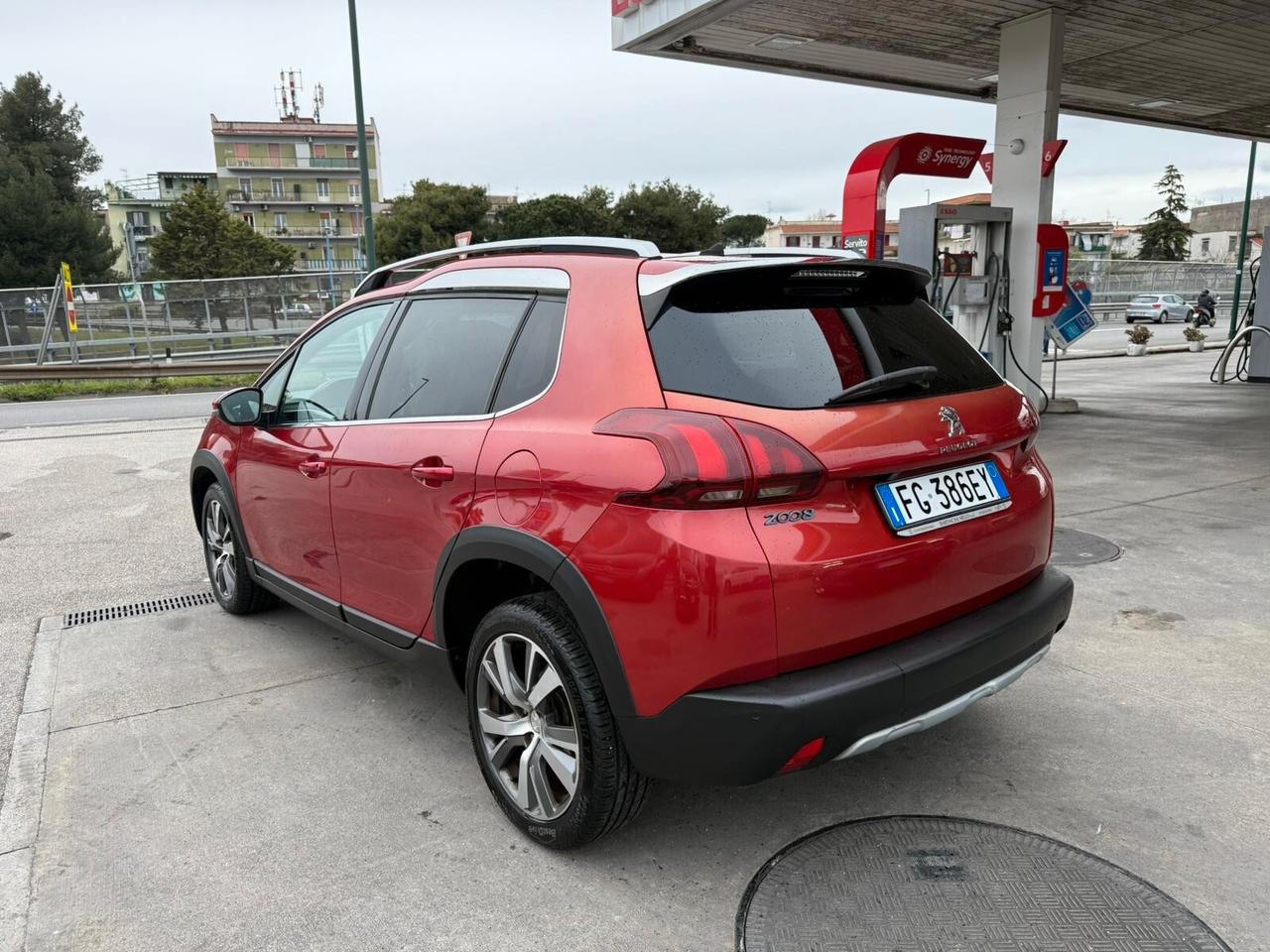 Peugeot 2008 BlueHDi 100 GT Line 2016