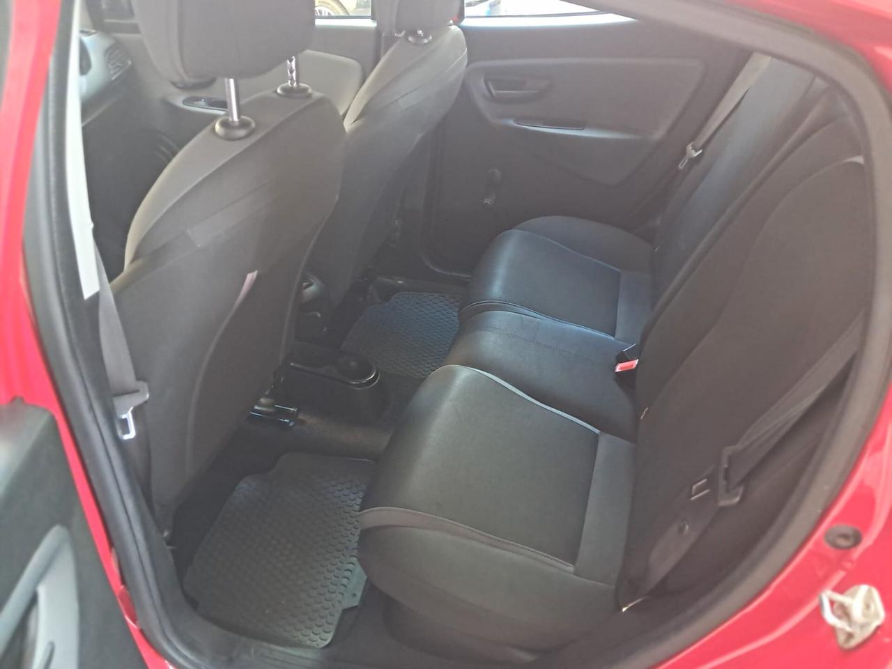 Lancia Ypsilon 1.2 69 CV -NEOPATENTATI-Euro6650-