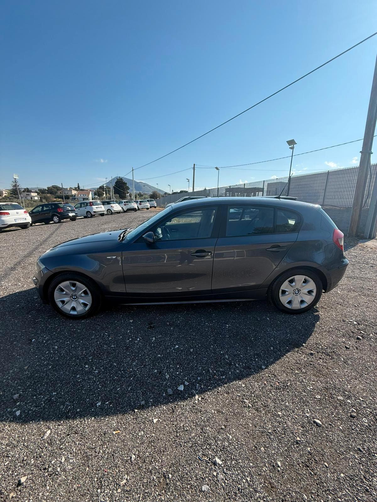 Bmw 118 118d cat 5 porte Futura