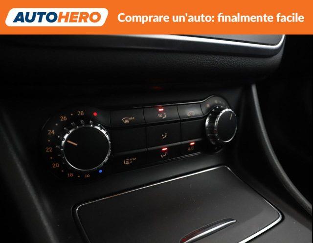 MERCEDES-BENZ GLA 200 d Automatic Premium