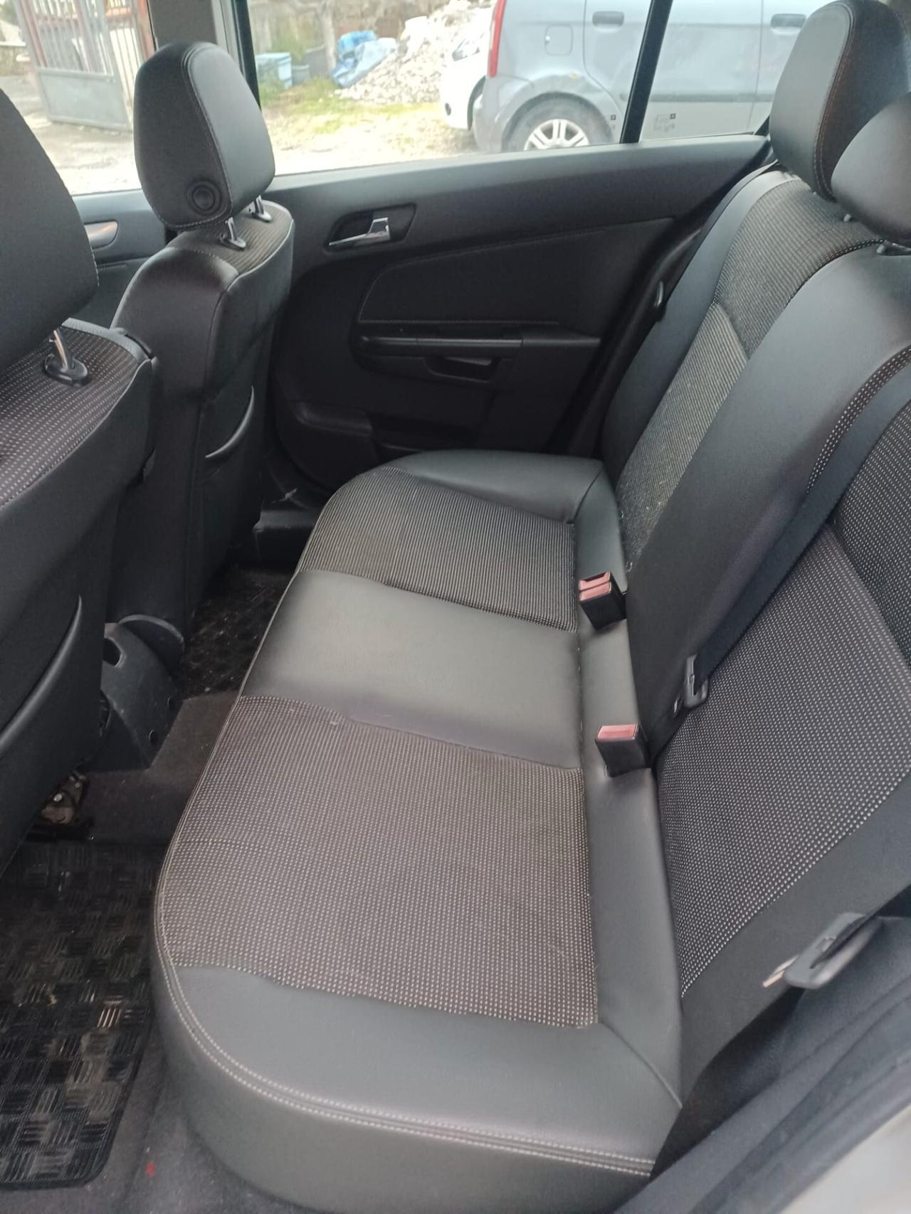 Opel Astra 1.7 CDTI 125CV 5 porte Cosmo