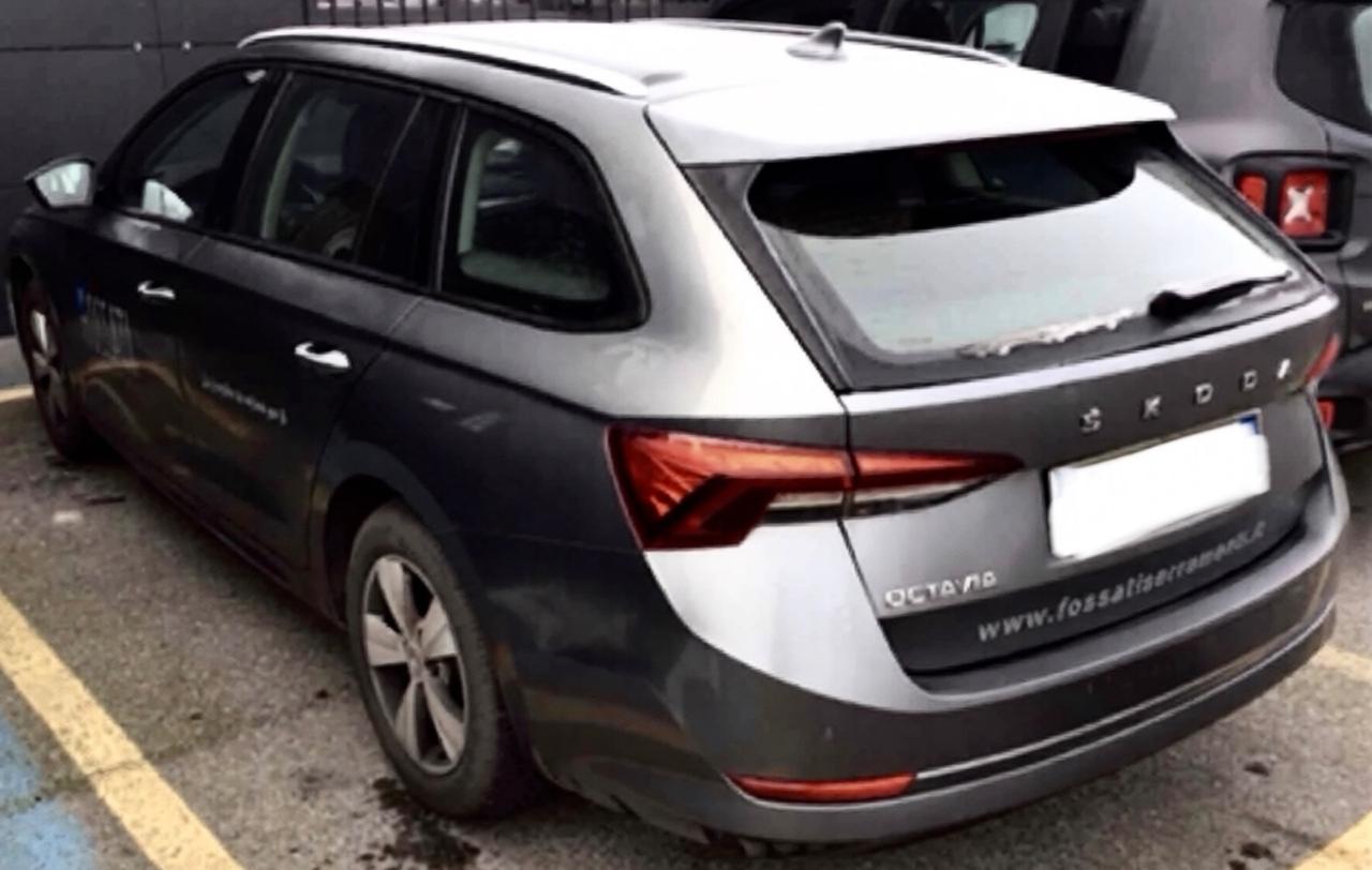 Skoda Octavia 2.0 TDI EVO SCR 150 CV DSG Wagon Executive