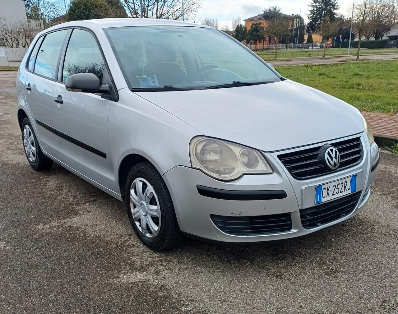 Volkswagen Polo 1.2/64CV 12V 3p. Trendline