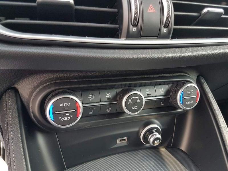 Alfa Romeo Stelvio Stelvio 2.2 t Veloce Q4 210cv auto