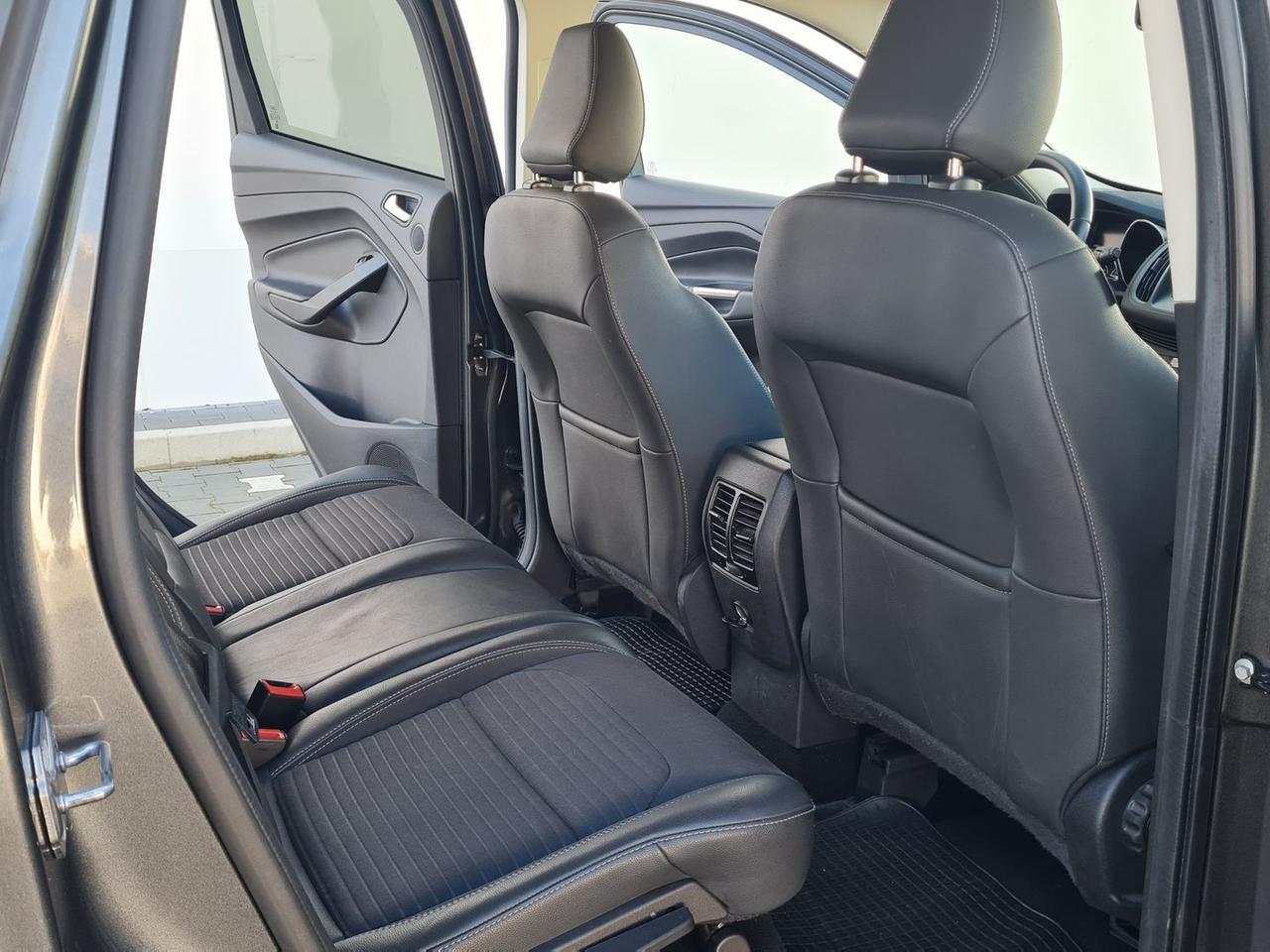 Ford Kuga 1.5 EcoBoost Titanium #9477