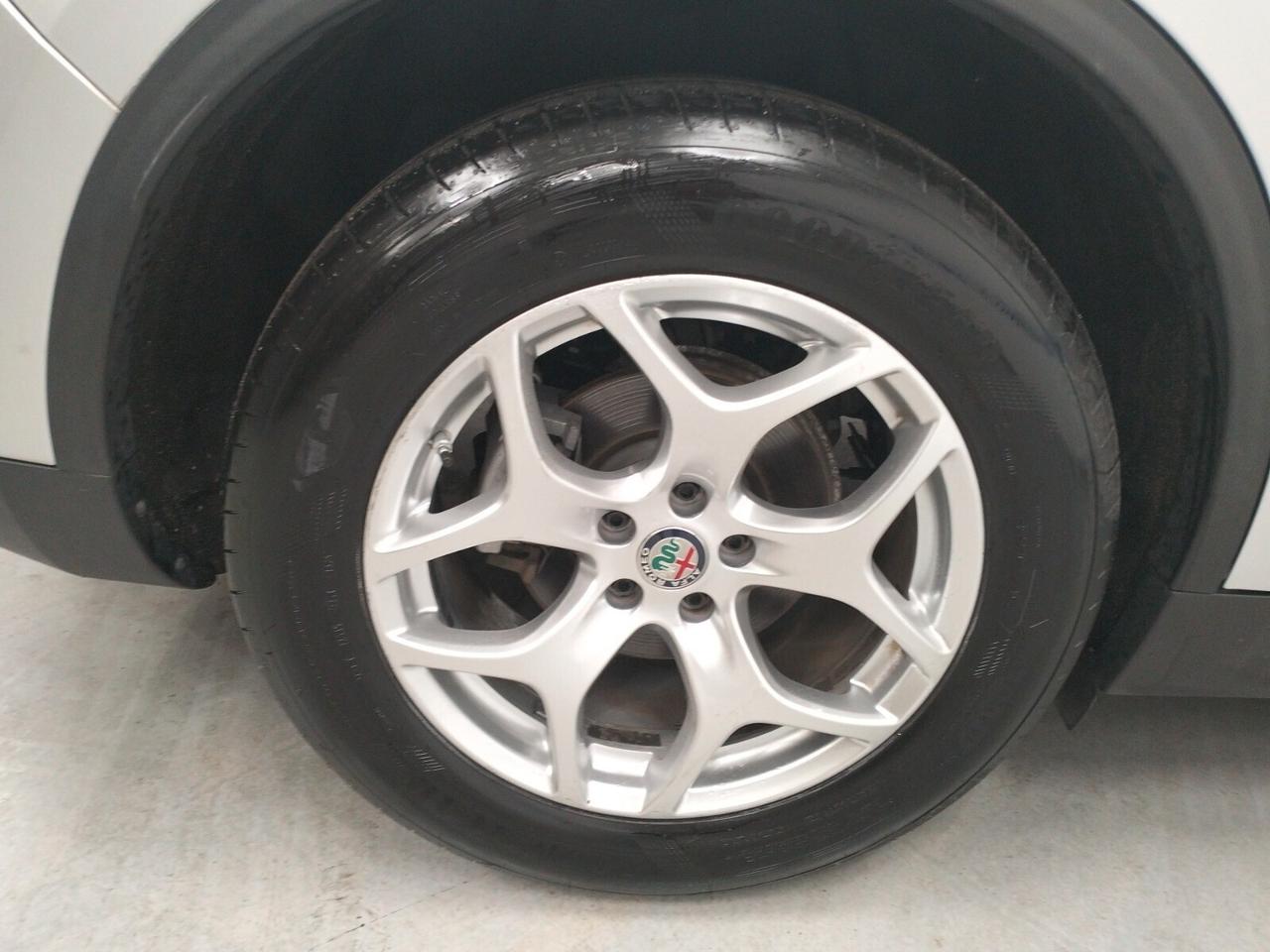 Alfa Romeo Stelvio 2.2 Turbodiesel 190 CV AT8 Q4 Business