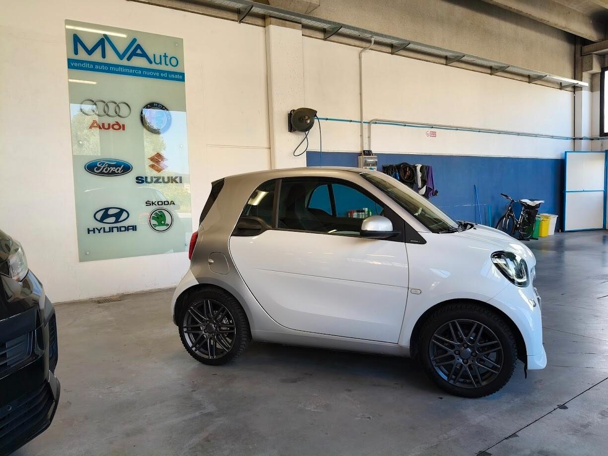 Smart ForTwo BRABUS 0.9 Turbo twinamic