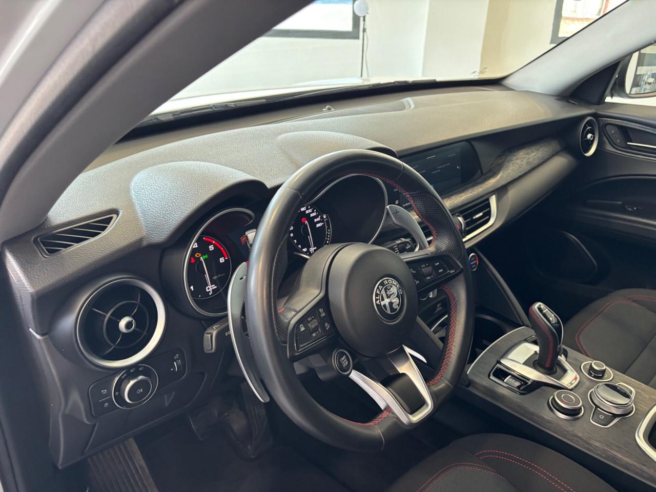 Alfa Romeo Stelvio 2.2 Turbodiesel 190 CV AT8 Q4 Business