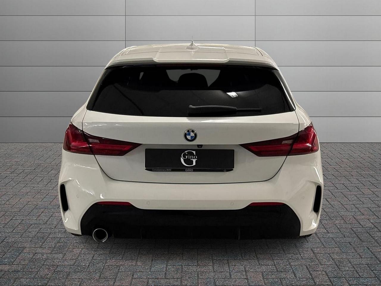 BMW Serie 1 F40 - 116d Msport auto