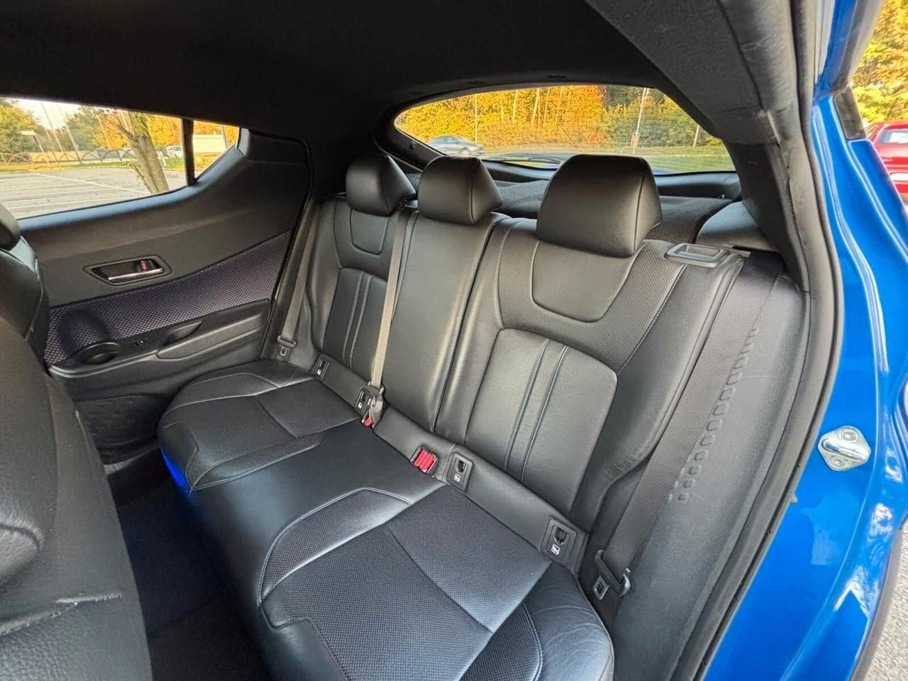 Toyota C-HR 1.8 Hybrid E-CVT Lounge