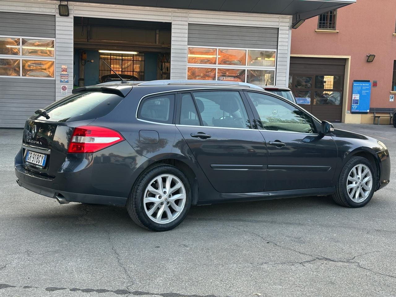 Renault Laguna 2.0 dCi SporTour soli 130mila km