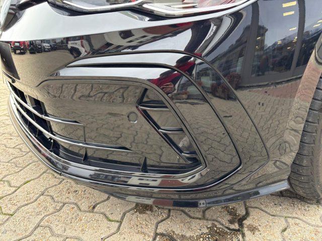 VOLKSWAGEN Golf 1.5 TSI 150CV ACT R-Line *Navi*Sensori