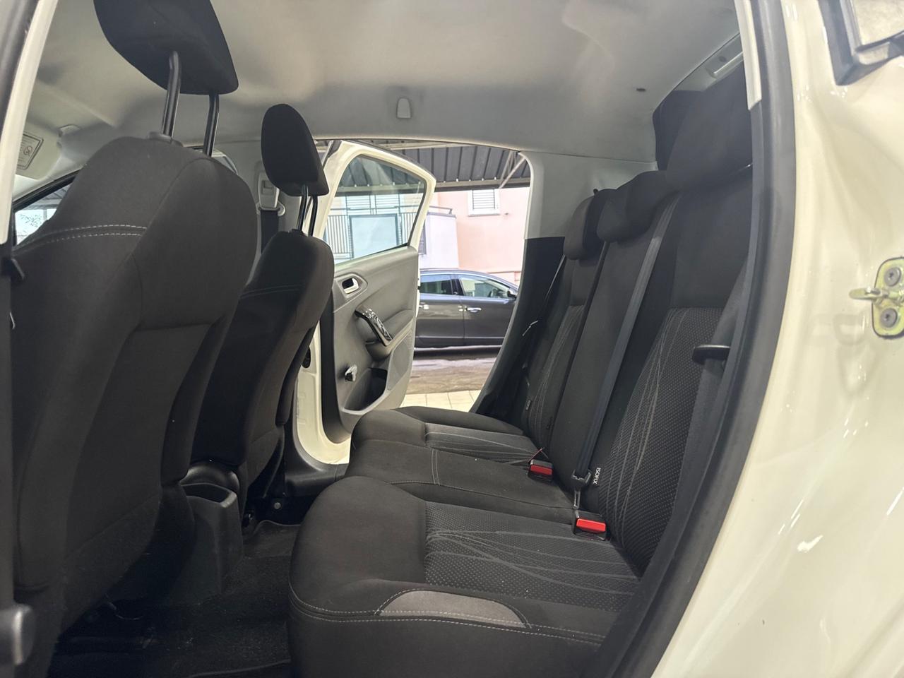 Peugeot 208 1.4 hdi 2014 nuova