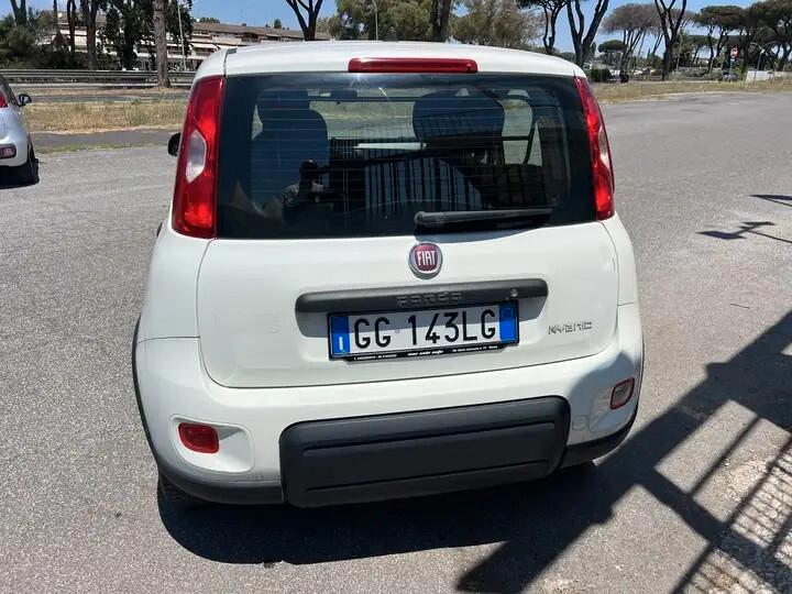 Fiat Panda 1.0 GSE S&S Hybrid Street Van 4 posti