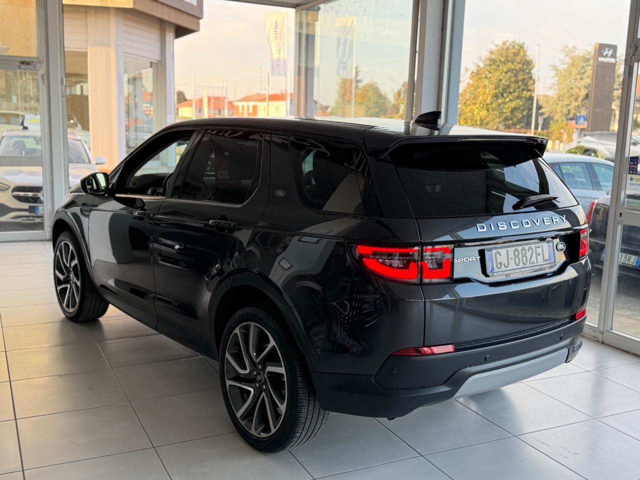 Land Rover Discovery Sport 2.0 TD4 204 CV AWD Iva esposta