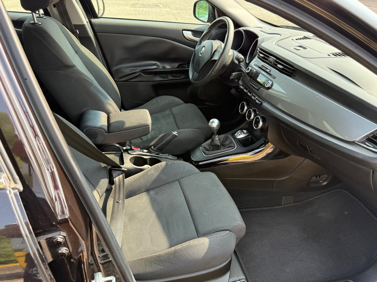 Alfa Romeo Giulietta 2.0 JTDm-2 140 CV Exclusive