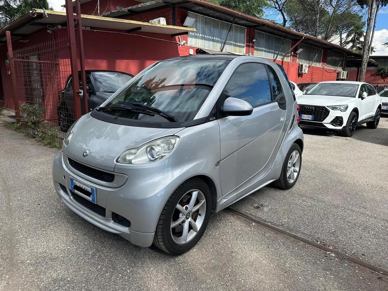 Smart ForTwo 1000 52 kW MHD coupé pulse