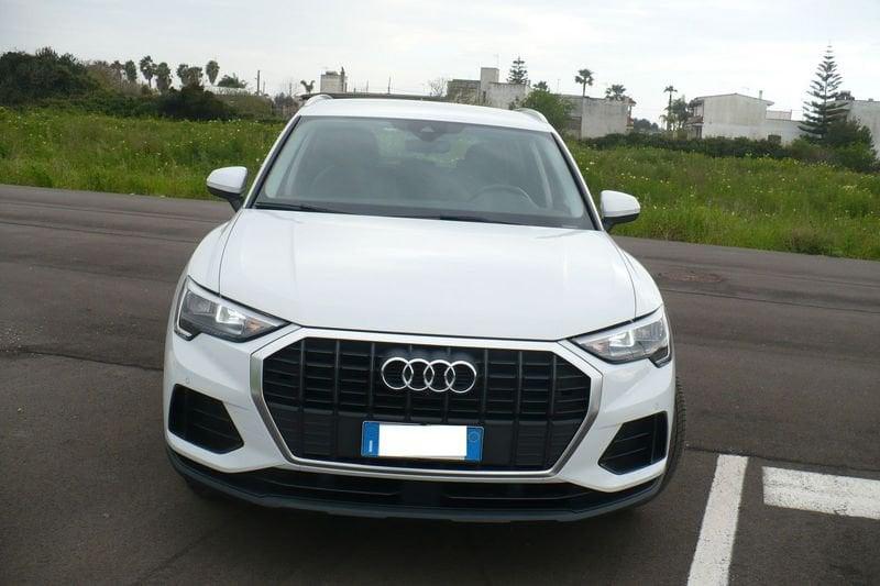 Audi Q3 2.0 35 TDI S Tronic Business Advanced