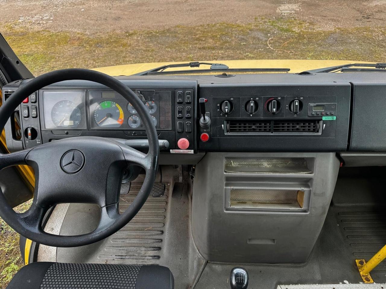 Mercedes-benz Sprinter F75 615D